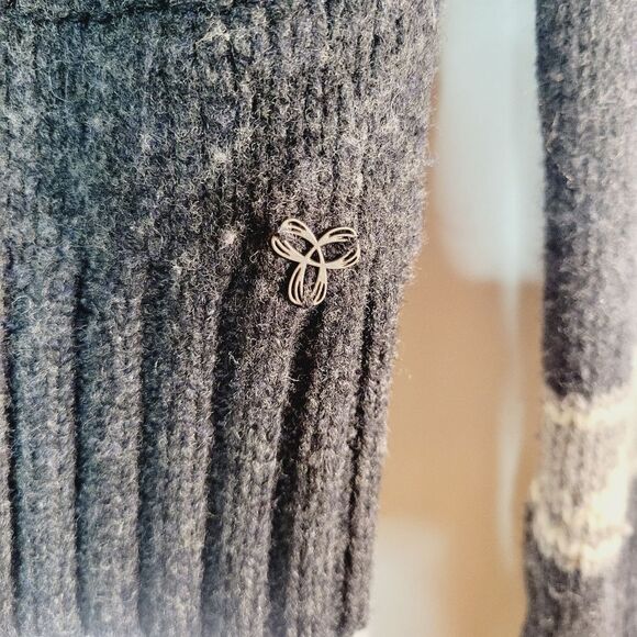 Aritzia TNA Sea To Sky Cowichan 100% Lambswool Gray Knit Cardigan Zip-Up Sweater - Picture 6 of 11